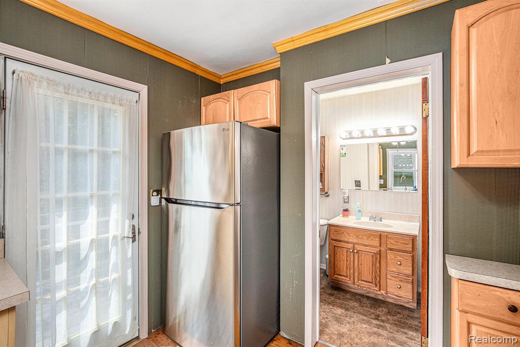 229 W Lafayette Street, Romeo, MI 48065 — Photo 12