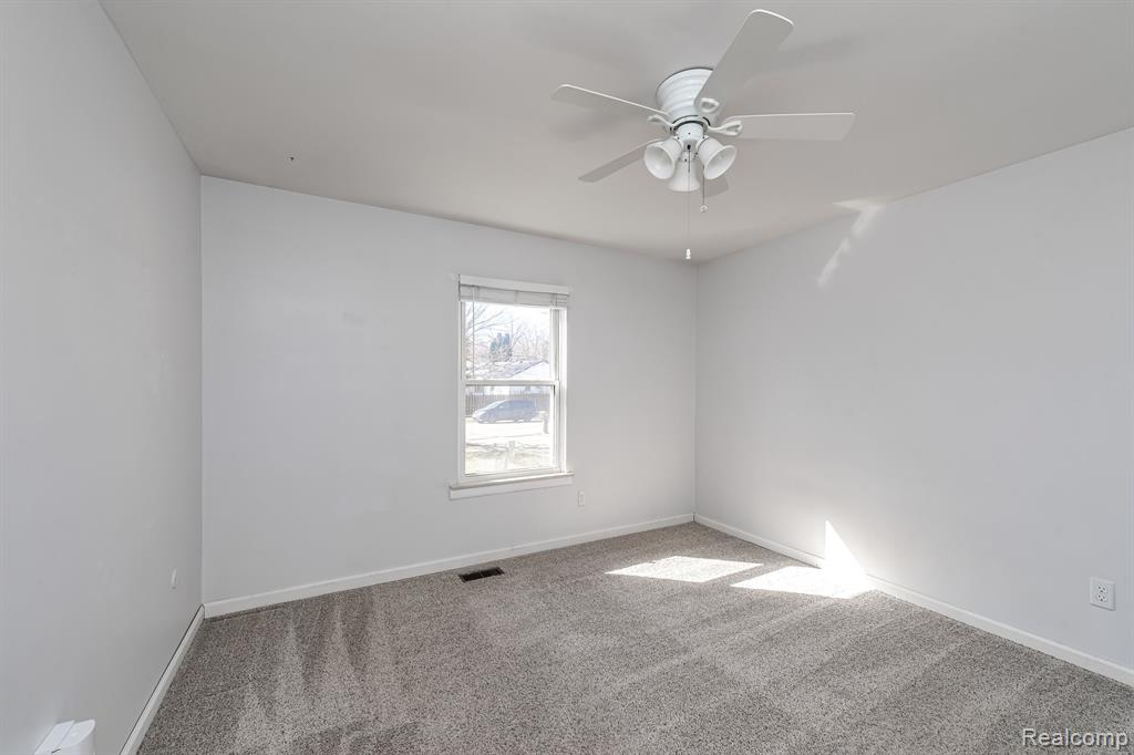 2376 COLONY Way, Ypsilanti, MI 48197 — Photo 18