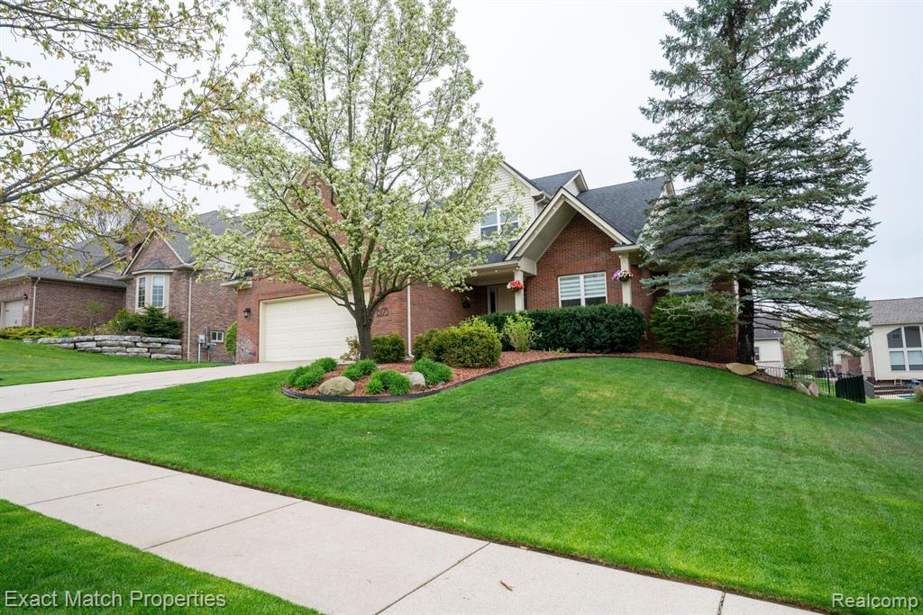 6175 FOXFIRE Circle, Clarkston, MI — Photo 2