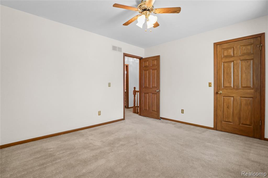 6083 Chatham Court, Grand Blanc, MI 48439 — Photo 20