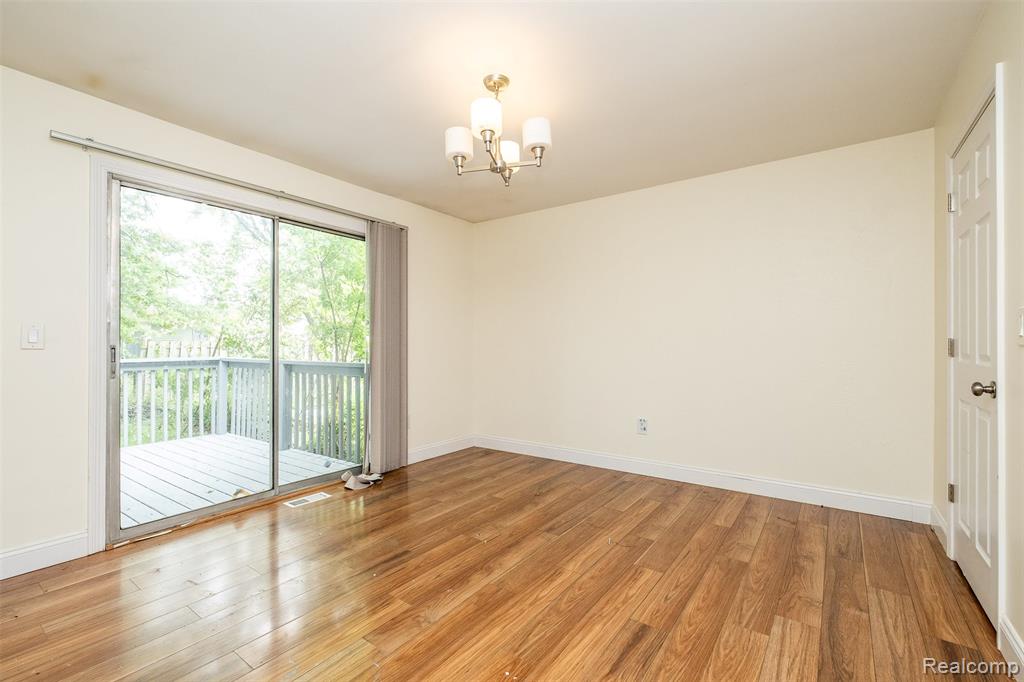 6733 ARDSLEY Drive, Canton, MI 48187 — Photo 18