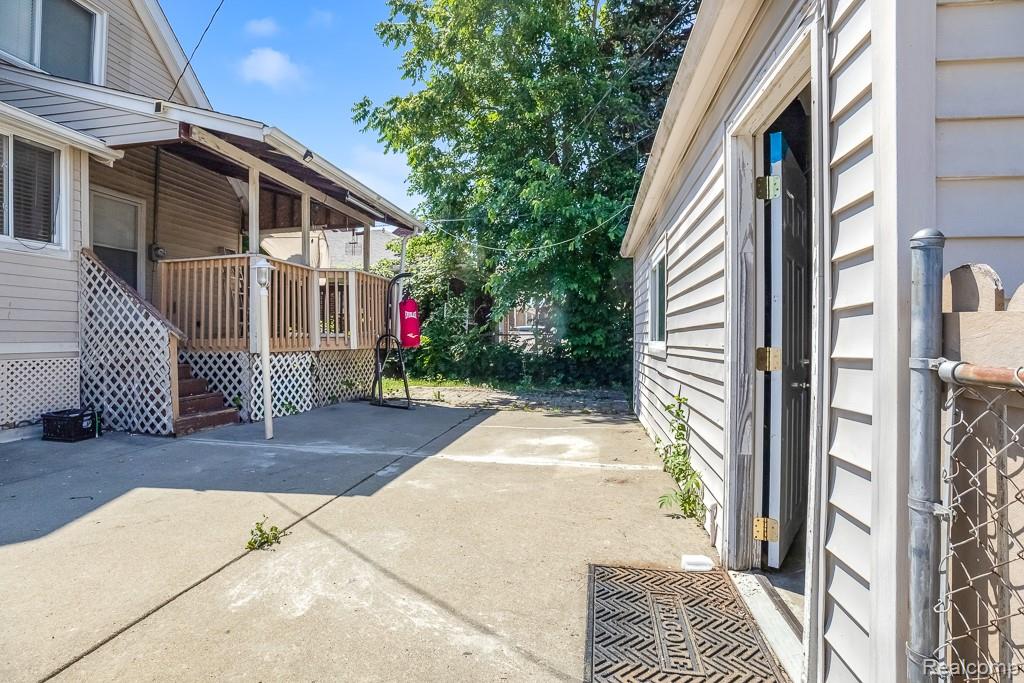 4663 Mead Street N, Dearborn, MI 48126 — Photo 60