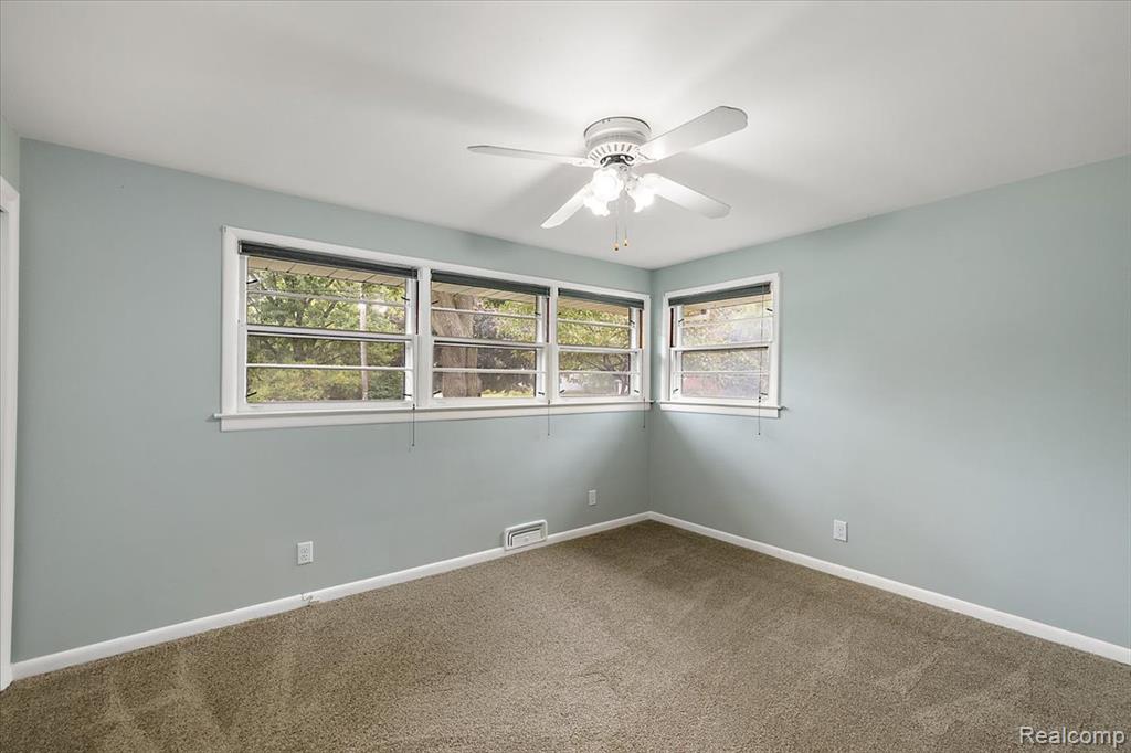 841 Nash Avenue, Waterford, MI 48328 — Photo 22