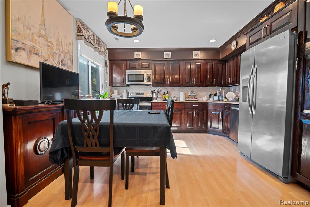 7975 Woodingham, West Bloomfield, MI — Photo 8