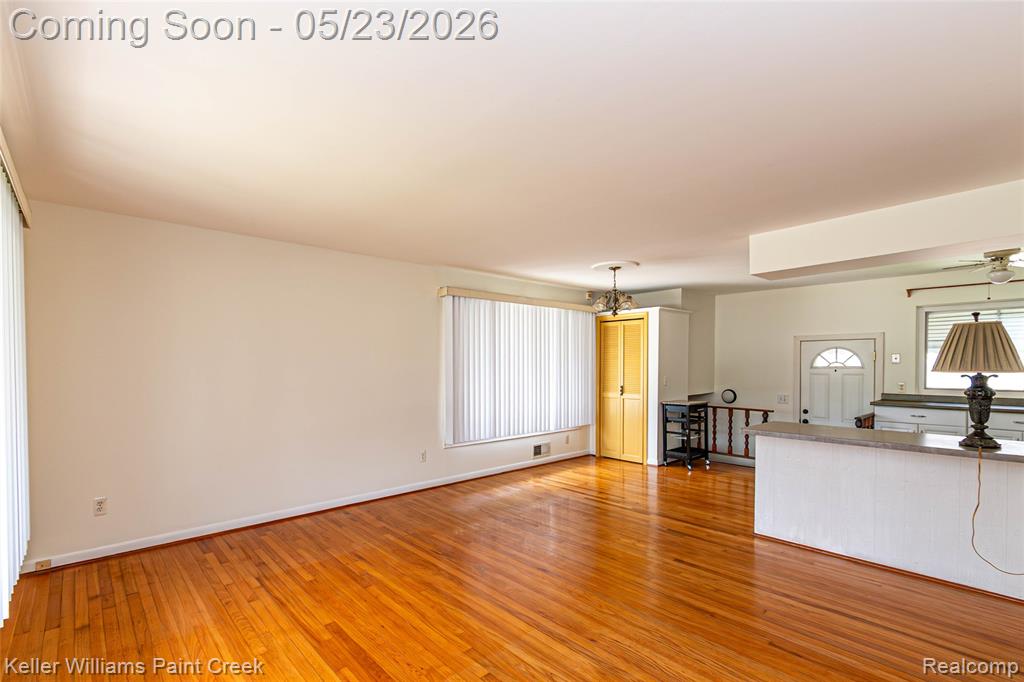 31395 Lyons Circle W, Warren, MI 48092 — Photo 19