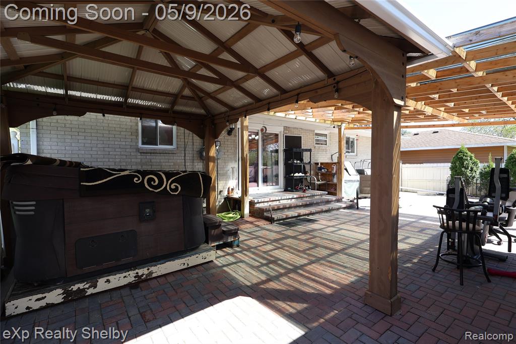 719 Sheryl Drive, Waterford, MI 48328 — Photo 34