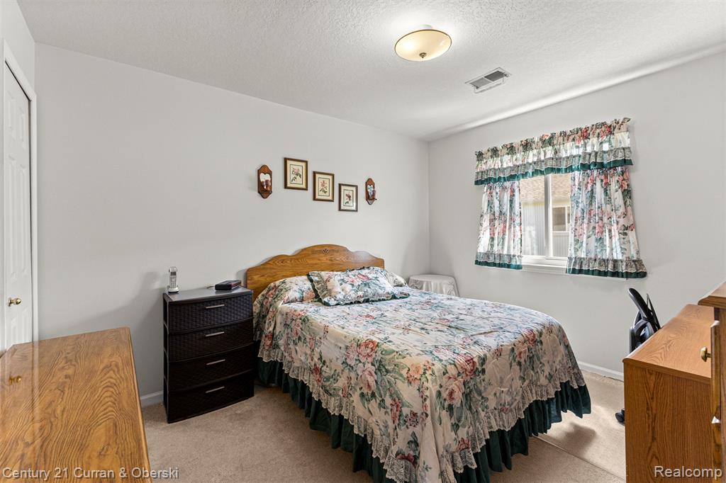 23311 Redman Court, 35, Trenton, MI 48183 — Photo 11
