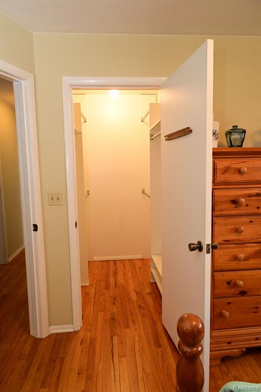 4160 MONTGOMERY Drive, Shelby Twp, MI 48316 — Photo 28