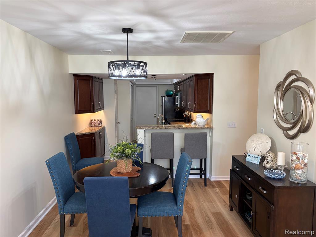 607 Perry Creek Drive, Grand Blanc, MI 48439 — Photo 18