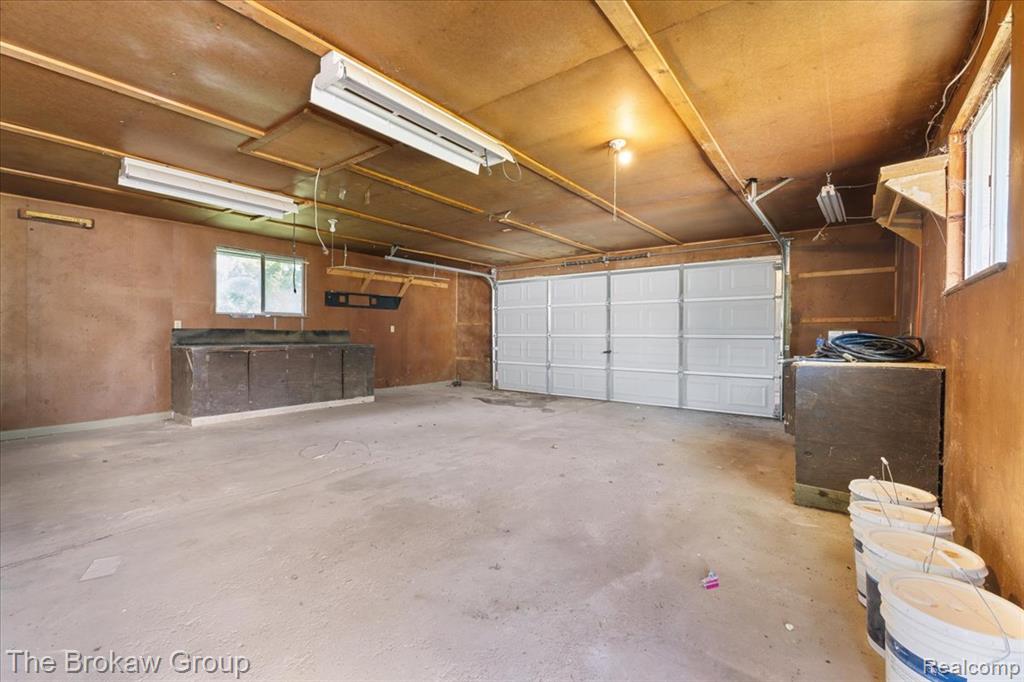 4062 N Belsay Road, Flint, MI 48506 — Photo 32