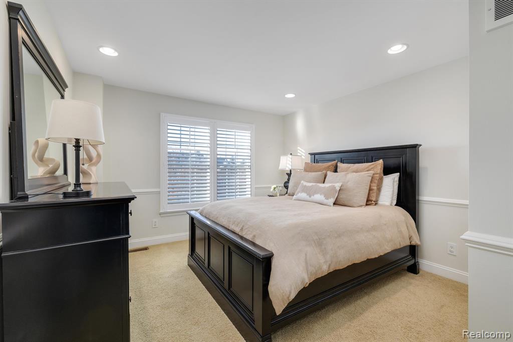15316 BAY HILL Drive, Northville, MI 48168 — Photo 30