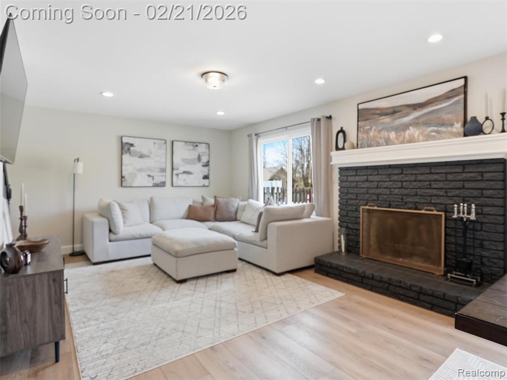 34245 Jefferson Avenue, MI — Photo 18