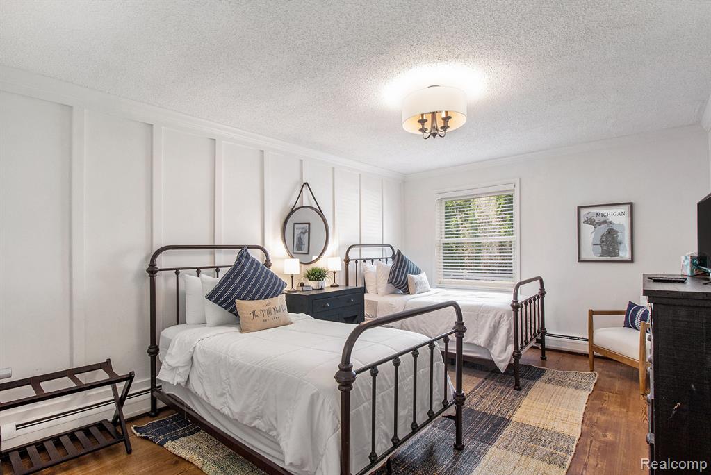 155 N Main Street, Clarkston, MI, 00000