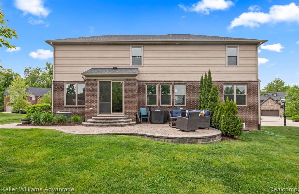 41740 Steinbeck Glen, Novi, MI 48377 — Photo 45