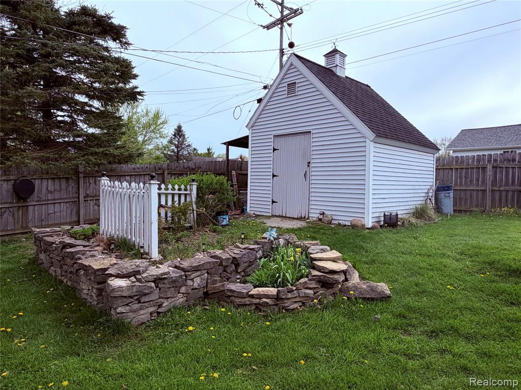 1055 W Northwood Drive, Caro, MI 48723 — Photo 5