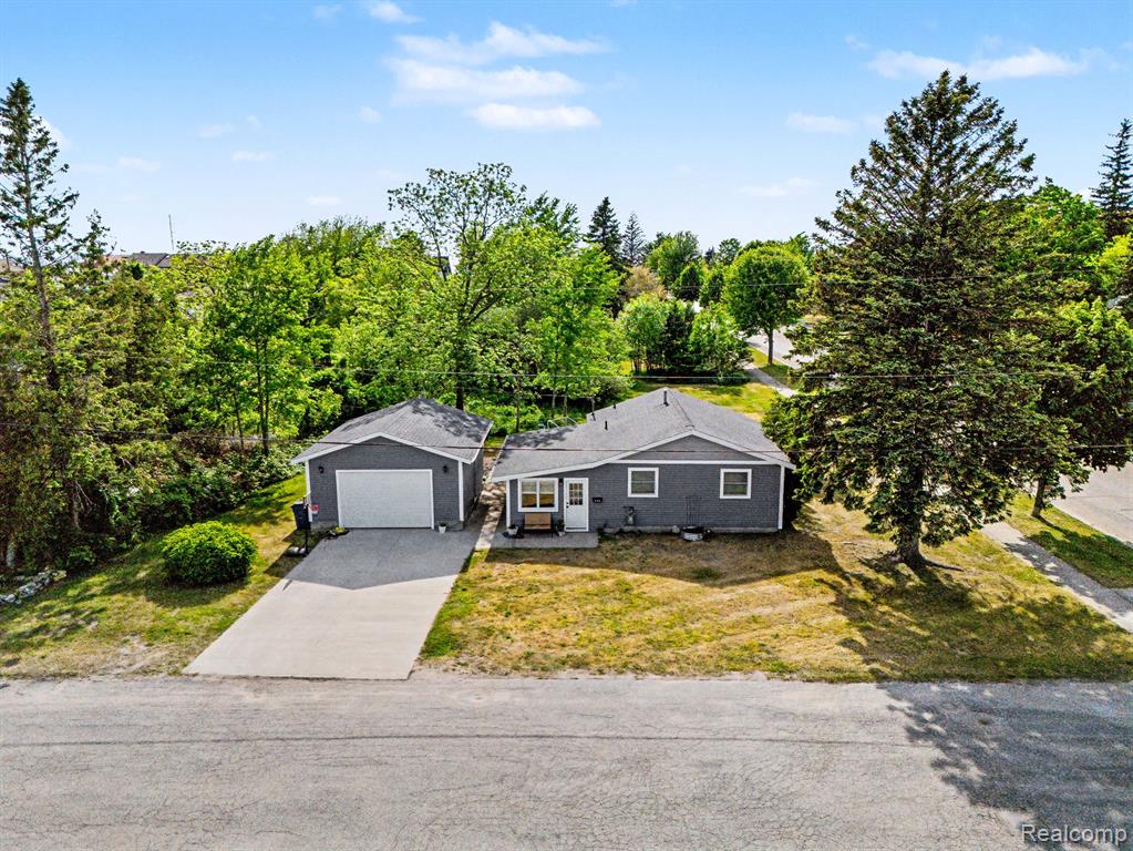 701 W Loomis Street, Ludington, MI 49431 — Photo 31