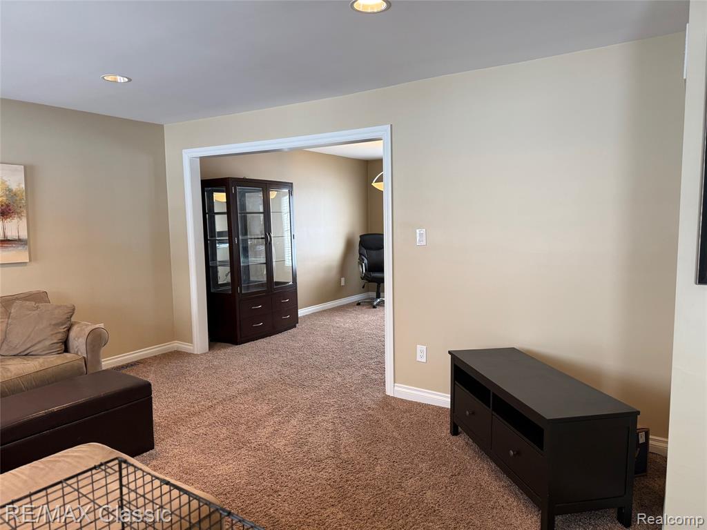 43662 Amber Court, Canton, MI 48188 — Photo 6