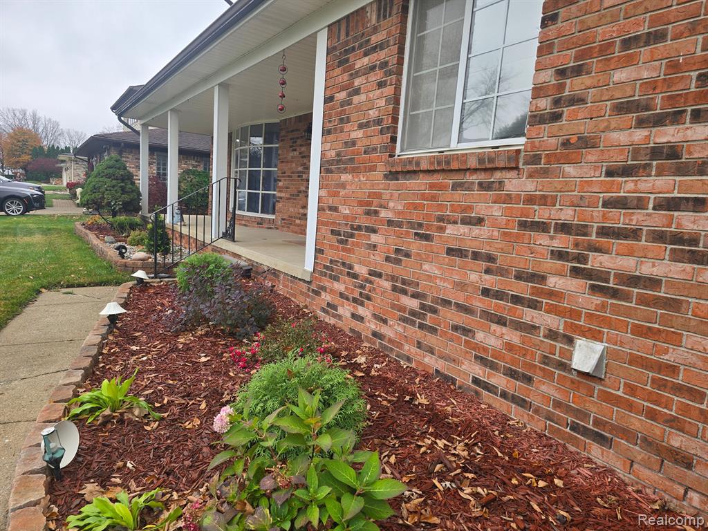 47425 Westlake Drive, Shelby Twp, MI 48315 — Photo 42