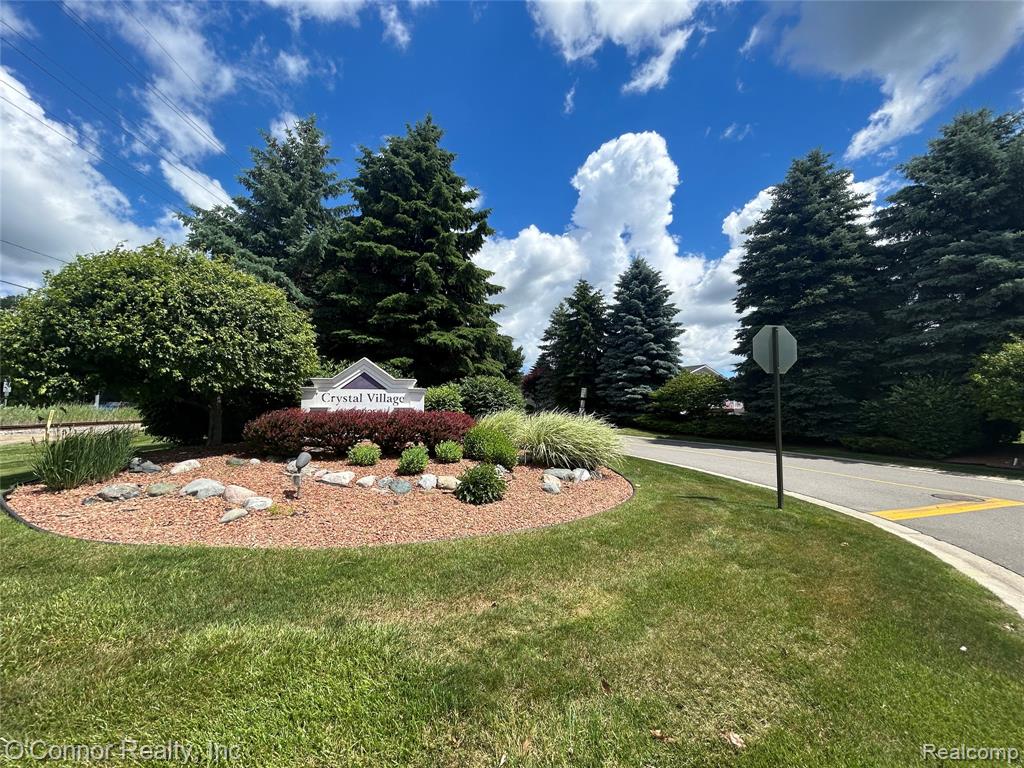 821 Crystal Lane, Marysville, MI 48040 — Photo 7