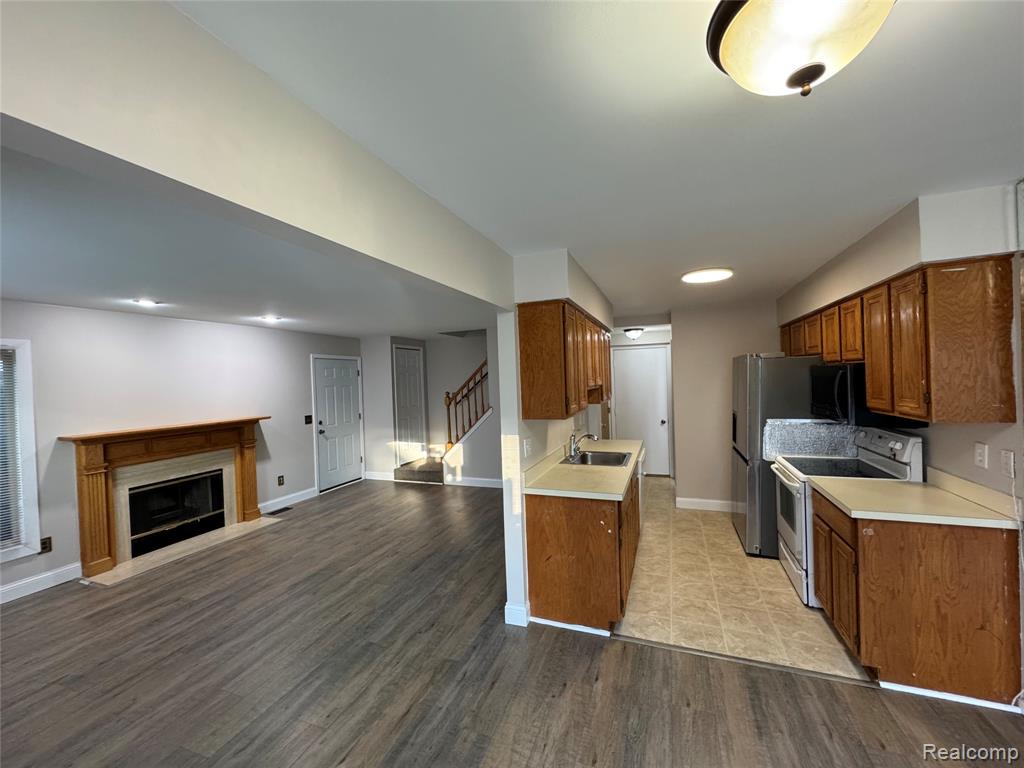 44613 Connecticut Court, Clinton Twp, MI 48038 — Photo 11
