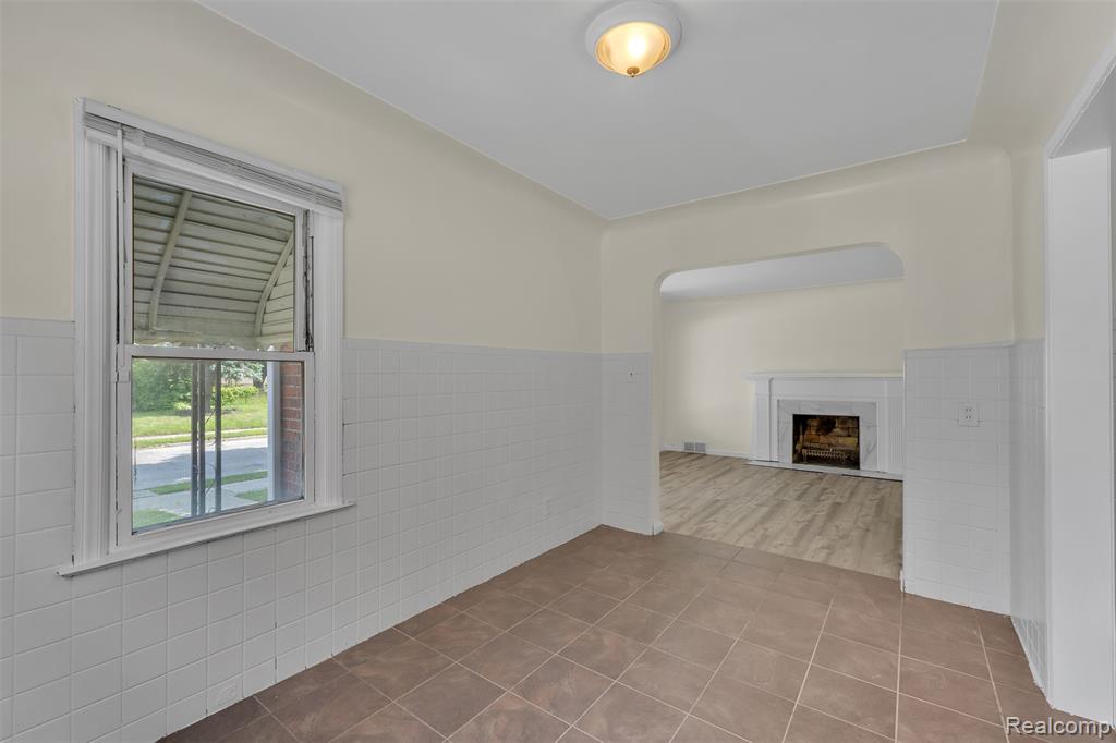 8310 Sirron Street, Detroit, MI 48234 — Photo 17