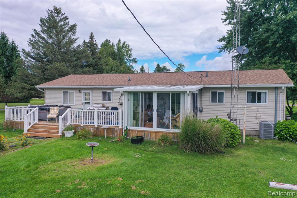 5067 Hemingway Lake Road, Otter Lake, MI 48464 — Photo 28