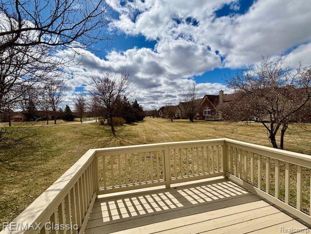 47461 SCENIC CIRCLE Drive N, Canton, MI 48188 — Photo 25
