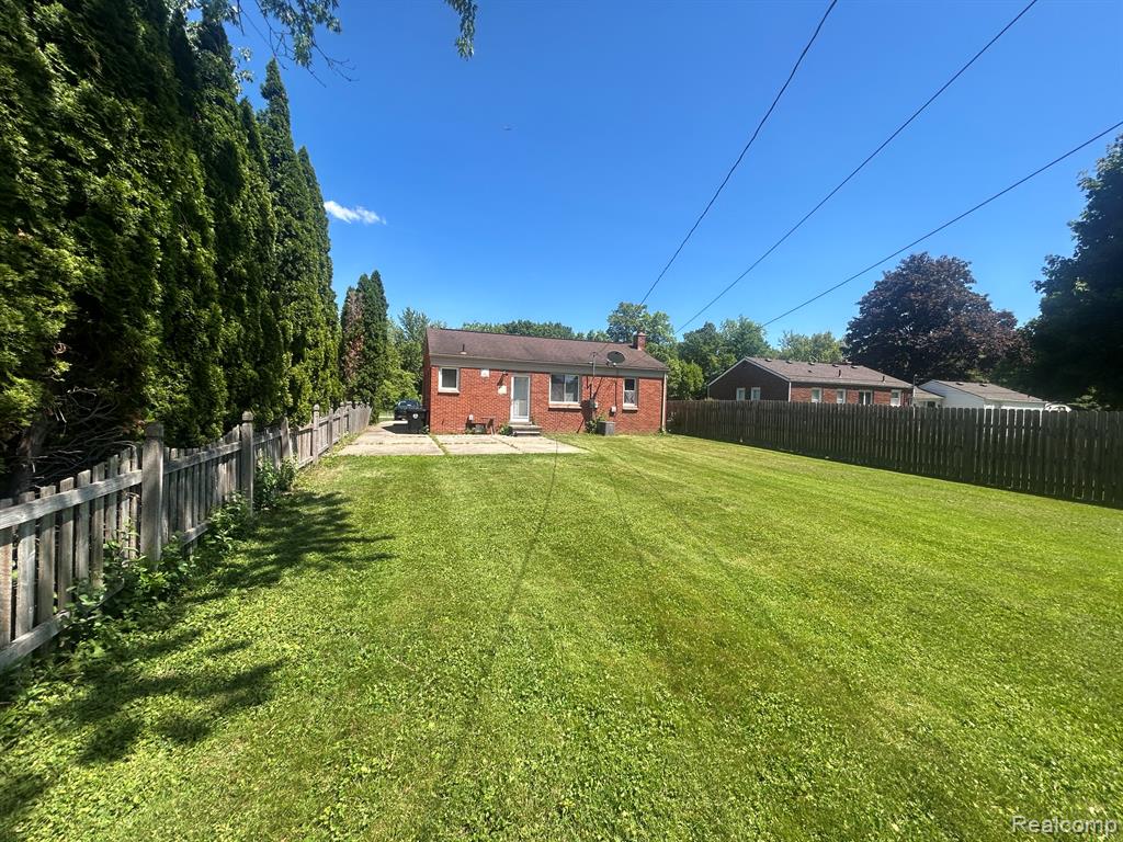 27225 LYNDON, Redford, MI 48239 — Photo 22