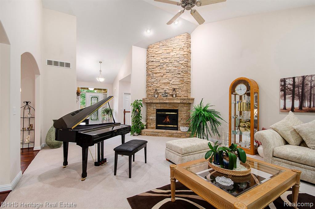 513 Timbermill Lane, Howell, MI 48843 — Photo 9