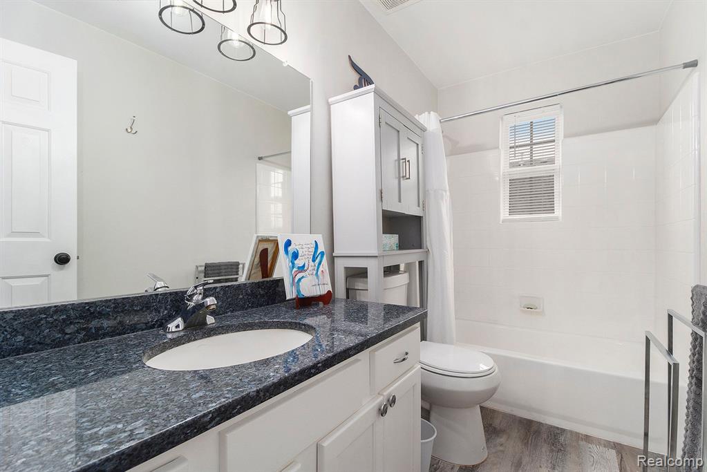 45700 GABLE Drive, Macomb, MI 48044 — Photo 13