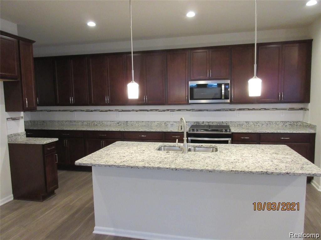 626 BACKSHORE Drive, Canton, MI 48187 — Photo 11