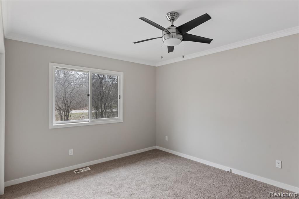 8732 Elizabeth Lake Road, White Lake, MI — Photo 18
