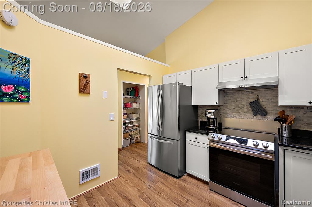 41374 Southwind Drive, Canton, MI 48188 — Photo 15