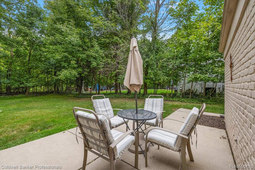 31307 Sleepy Hollow Lane, Franklin, MI 48025 — Photo 17