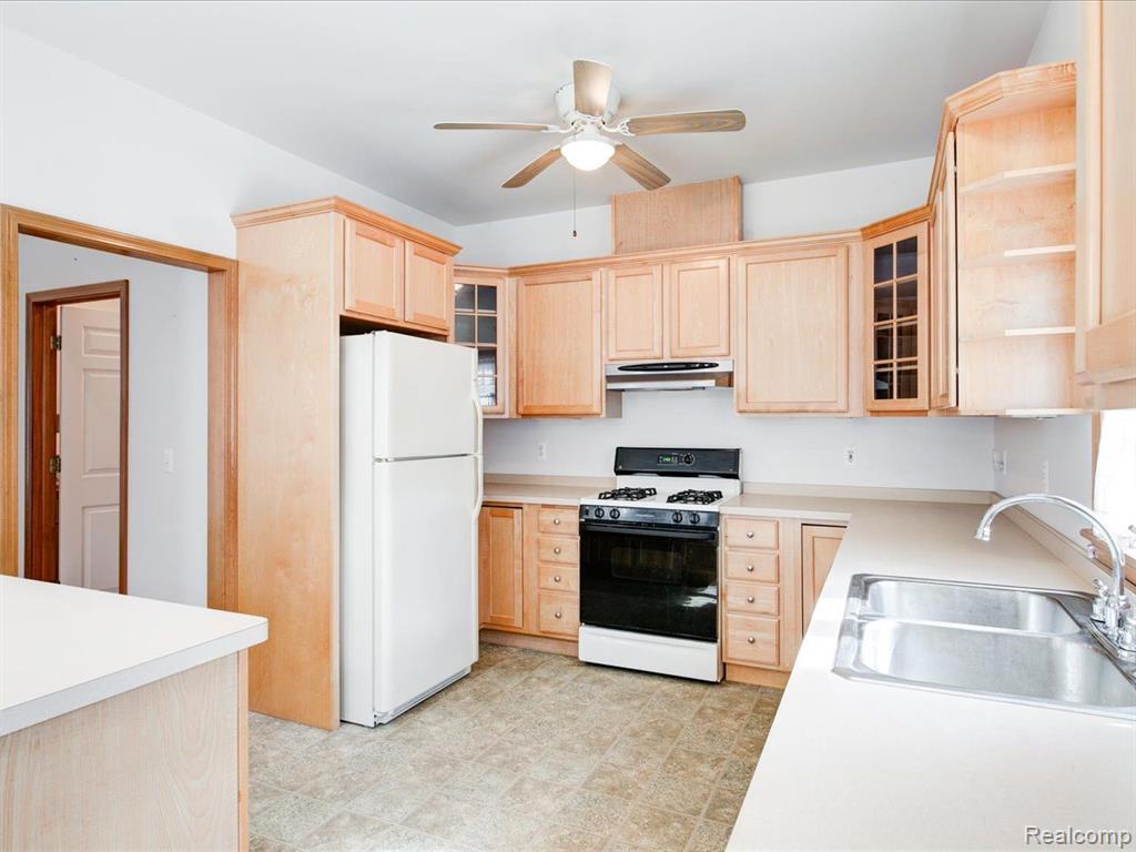 5132 BIRCH Avenue, Lexington, MI 48450 — Photo 12