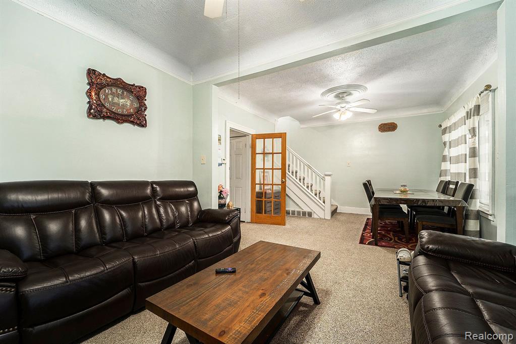 4568 CHARLES Street, Hamtramck, MI 48212 — Photo 8