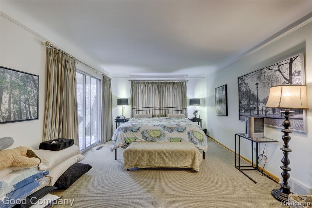 1557 Lochmoor Boulevard, Grosse Pointe Woods, MI 48236 — Photo 43