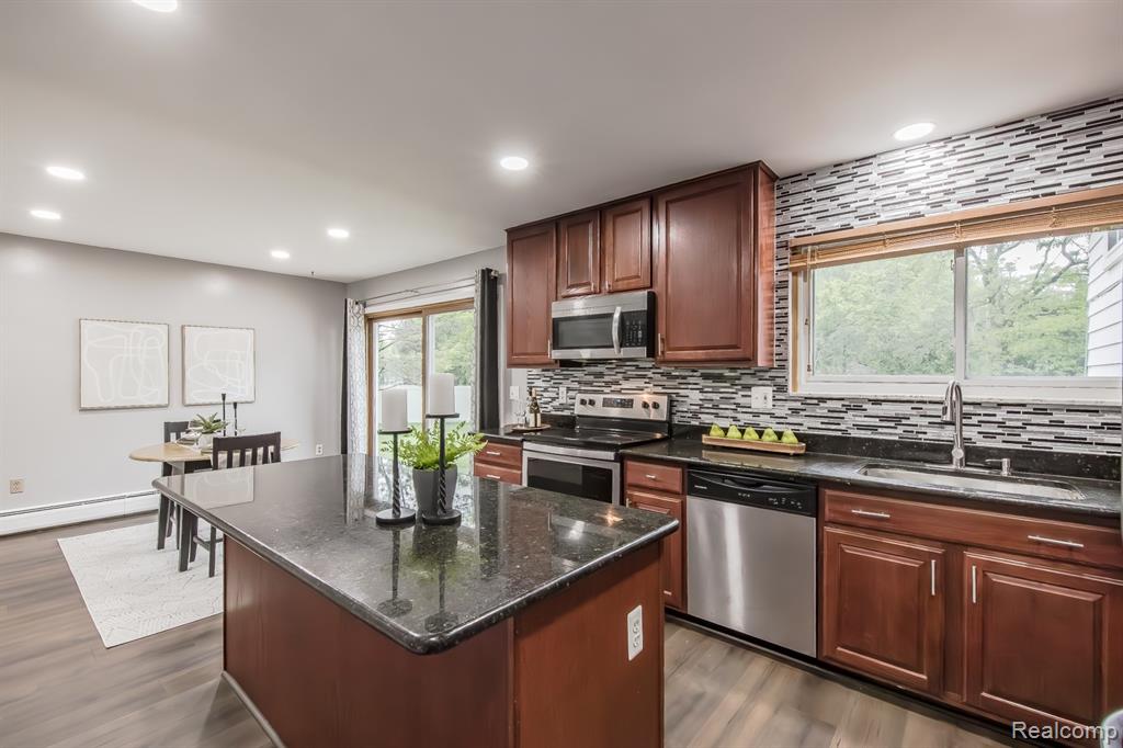 4290 FROSTWOOD, Troy, MI 48098 — Photo 23