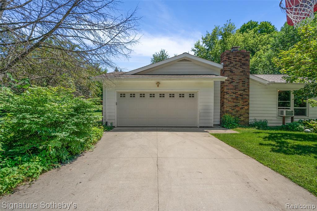 6694 Lierman Road, Imlay City, MI 48444 — Photo 24