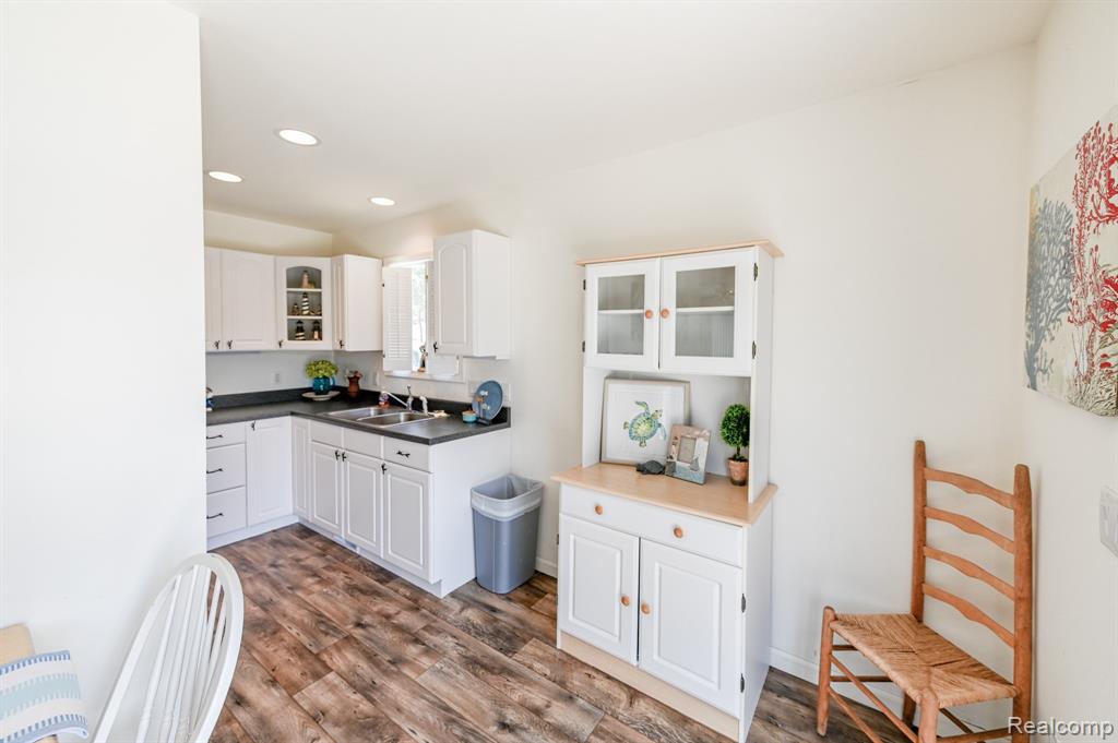 6575 Circle Drive, Harrison, MI 48625 — Photo 12