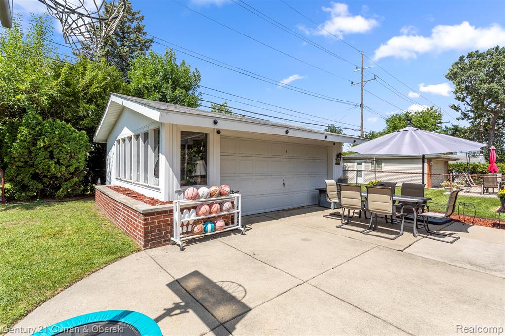 6647 Shadowlawn Street, Dearborn Heights, MI 48127 — Photo 23