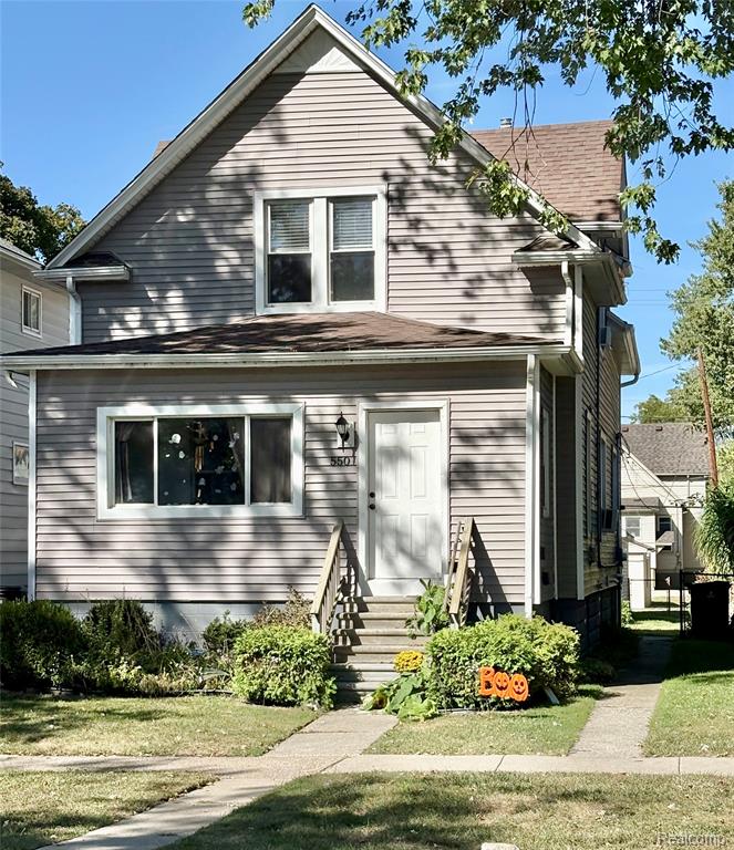 550 Elm Street, Wyandotte, MI 48192 — front exterior