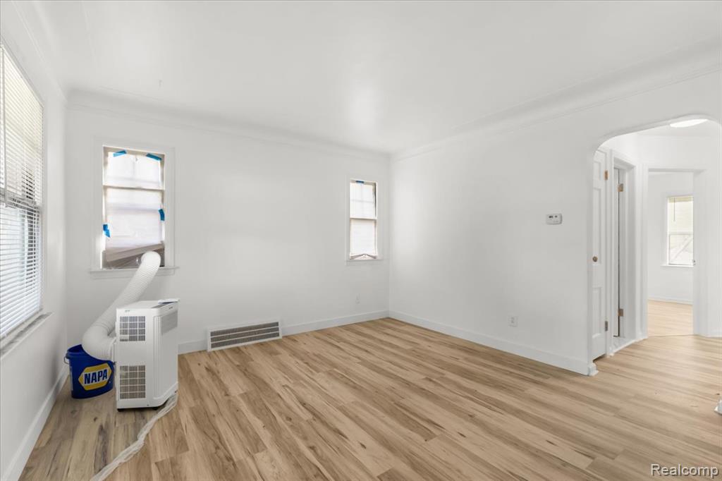 8634 Burt Road, Detroit, MI 48228 — Photo 5