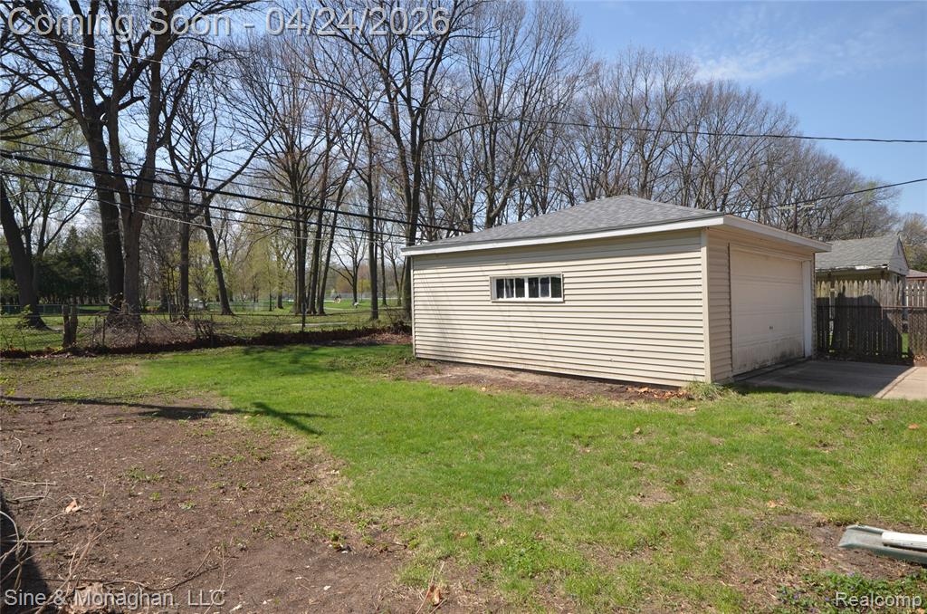 1228 Connie Avenue, Madison Heights, MI 48071 — Photo 33