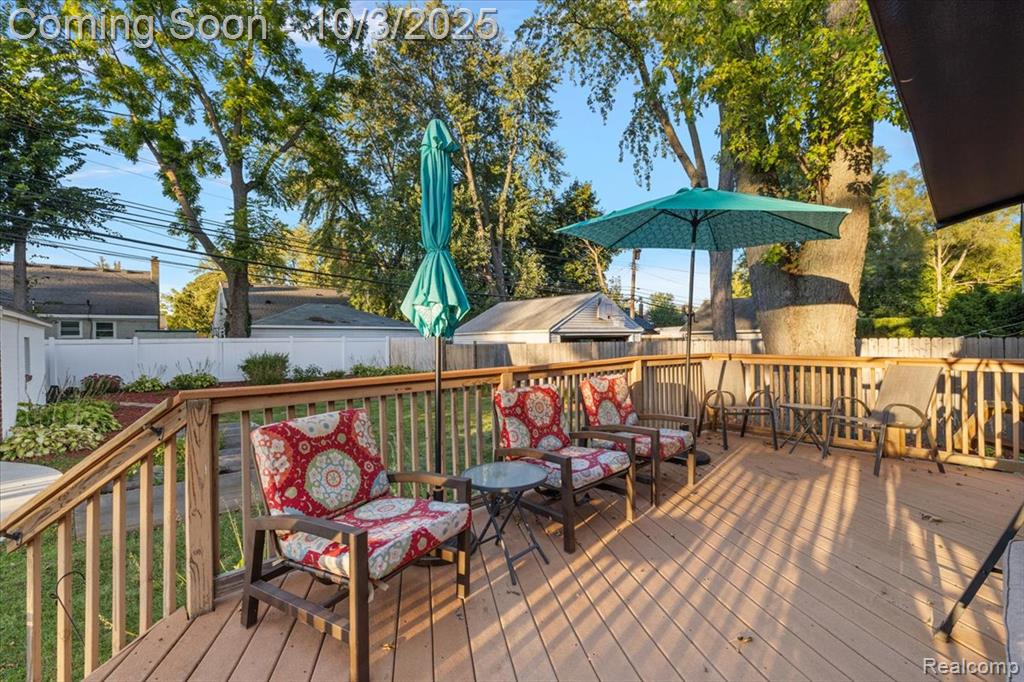 13154 Kingston Avenue, Huntington Woods, MI — Photo 44