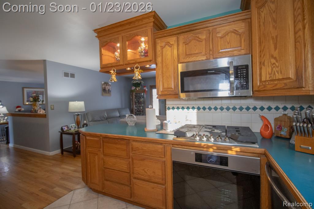11367 Suffolk Drive, Southgate, MI 48195 — Photo 15