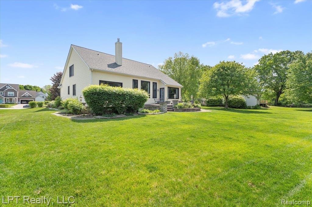 8617 Bonaventure Drive, Brighton, MI 48116 — Photo 43