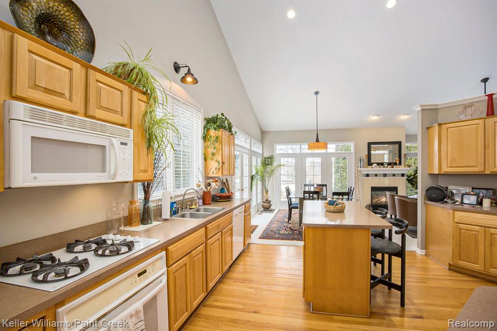 7943 Glacier Club Drive, Washington, MI — Photo 11