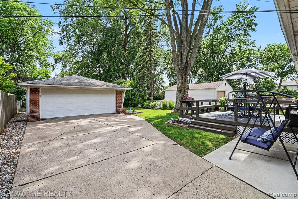 1955 Catalpa Drive, Berkley, MI 48072 — Photo 23