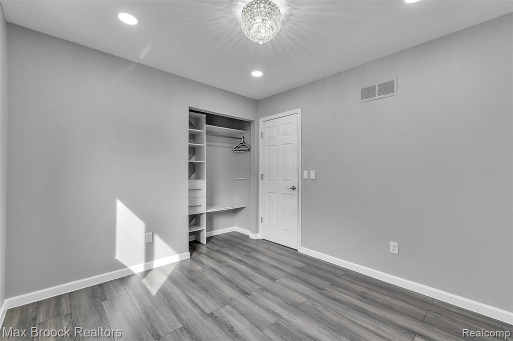 41893 Mary Kay Drive, Clinton Twp, MI 48038 — Photo 37